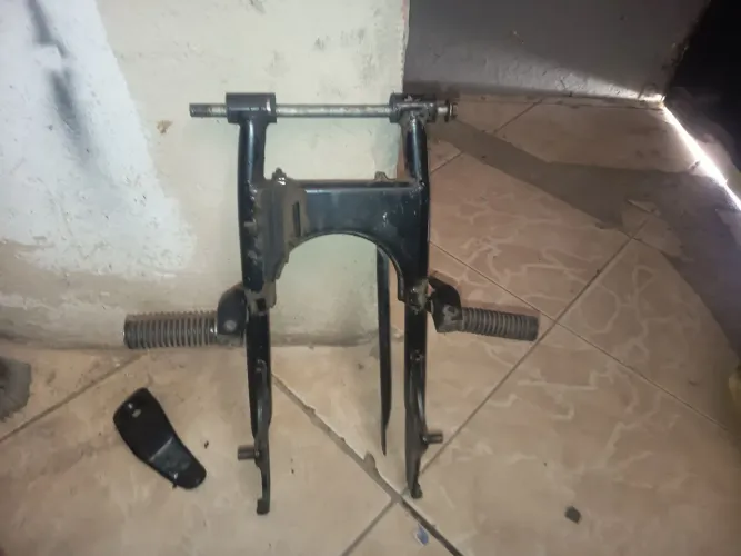 Quadro elástico ( balança ) da CG Fan 125