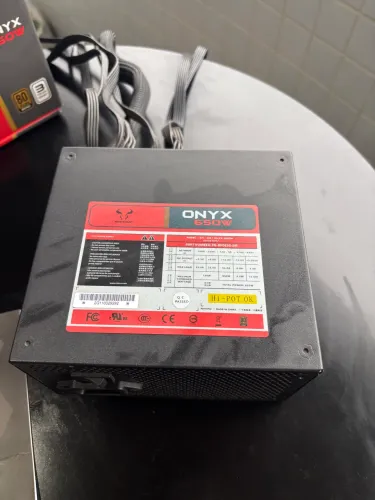 Fonte Riotoro Onyx 650W 80 Plus Bronze