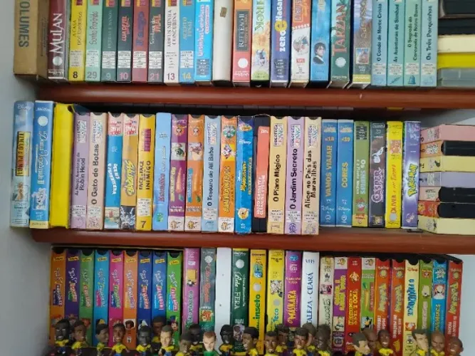 Fitas de vídeo disney e outras