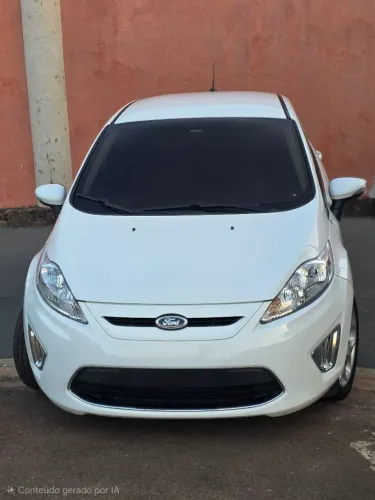 Ford Fiesta SE 1.6 16V Flex 5P 2013