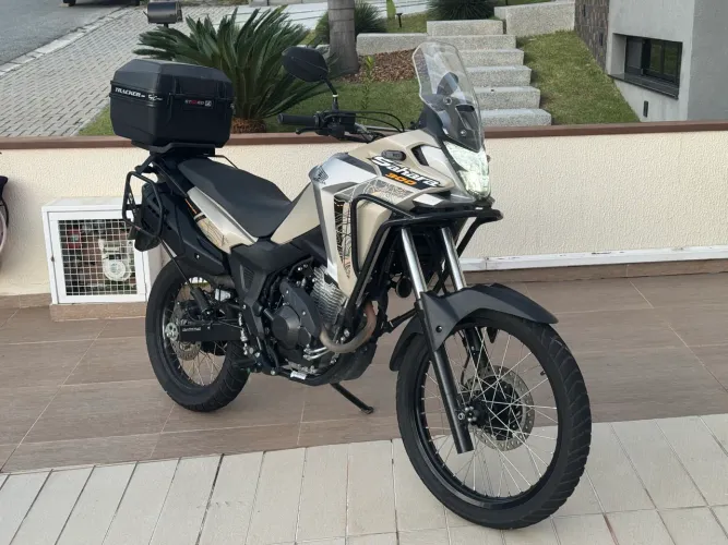 HONDA SAHARA 300 ZERADA 2024