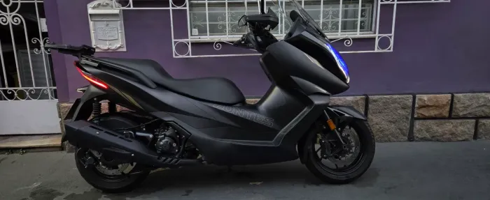Zontes 350E 8mil Km garantia Maracanã