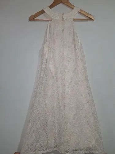 Vestido  de Renda Tamanho M
