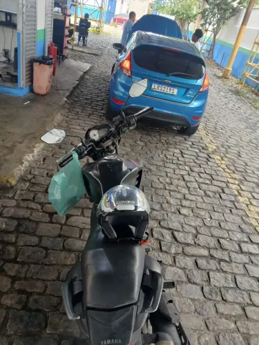 Moto boa pra trabalhar ,, tabela fip dela estar 13,600,,, e eu estou vendendo por 10 mil