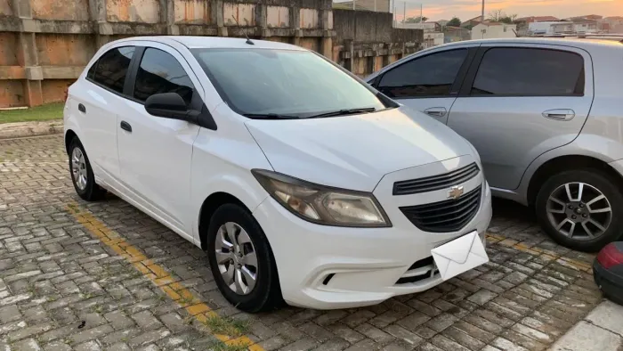 Chevrolet Onix JOY Hatch 1.0 8V Flex Mec. 4P 2019