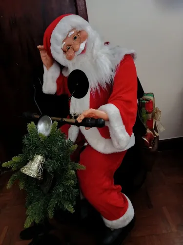 Papai noel grande motoqueiro