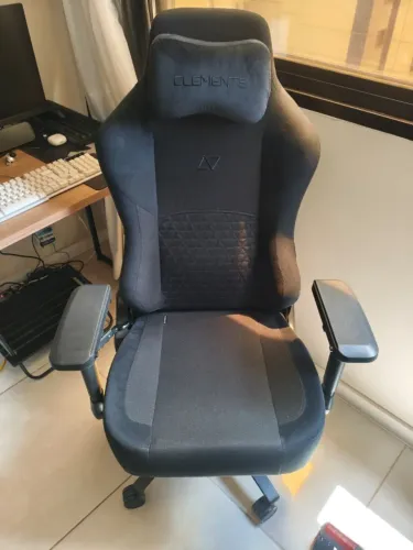Cadeira Gamer Ergonômica Lunari Fearless (Elements)