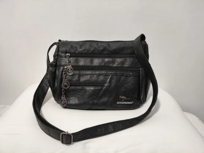 Bolsa transversal feminina