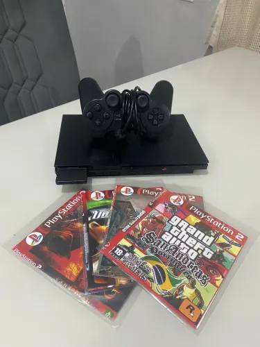 PlayStation 2 Super Slim Desbloqueado + 2 Controles + 20 Jogos