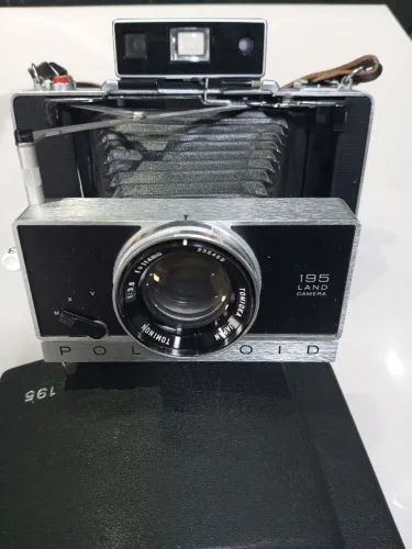 Câmera Polaroid Land 195 Lente TOMINON Japão