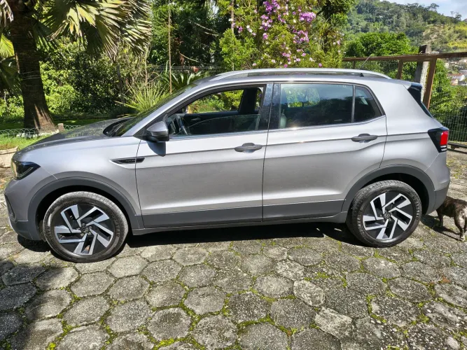 Volkswagen T-Cross Highline 1.4 TSI Flex 16V 5P AUT 2025