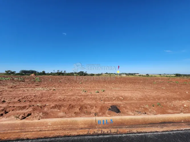 Terreno Padrão em Bady Bassitt