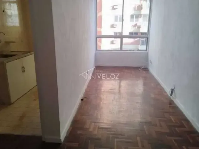 Apartamento : Padrão / Residencial / Centro