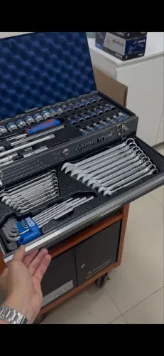 Maleta de ferramenta King Tony industrial profissional completa