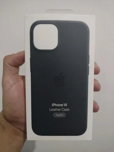 Capa de couro original Apple para iPhone 14