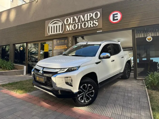 Mitsubishi L200 Triton Sport HPE-S 2.4 CD Dies. AUT 2024