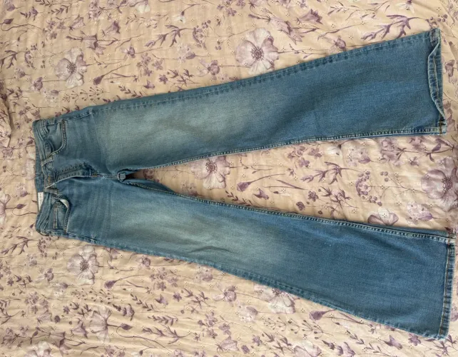 Calça jeans Zara flare lavagem clara - tam. 40