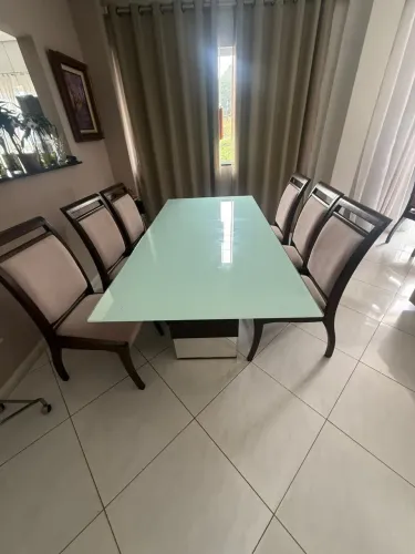 Mesa de vidro grosso ( blindex ) com 6 cadeiras