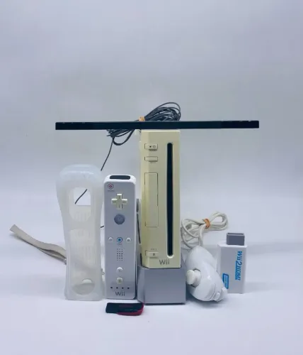 Nintendo Wii Branco Usado Desb Sem Caixa . Pen Drive 128GB