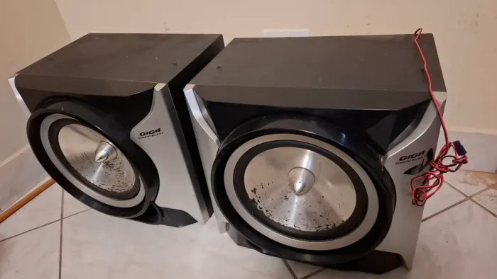 CAIXAS DE SOM - PRA VENDER LOGO!!