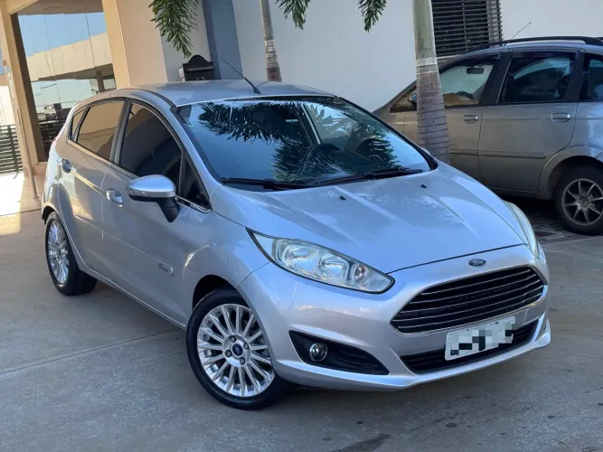 Ford Fiesta Tit./tit.plus 1.6 16V Flex Aut. 2015