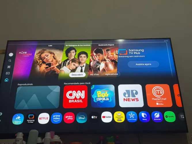 Vende-se tv Samsung cristal 4k 65"
