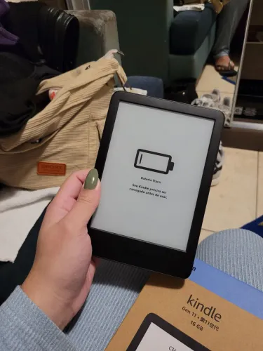 Kindle 16 GB (Geração Mais Recente) - Apenas 2 meses de uso