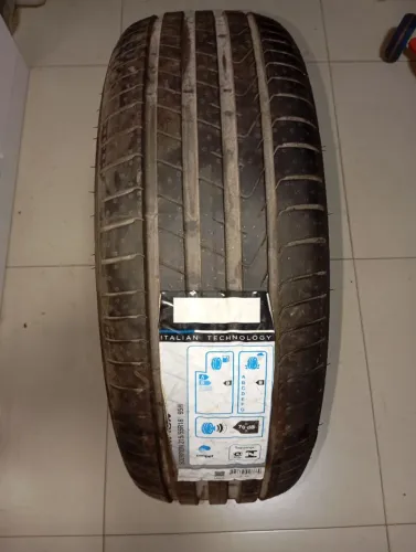 Vendo pneu aro 18 da Pirelli