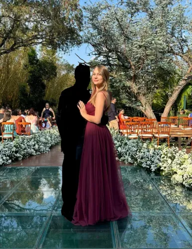 Vestido marsala