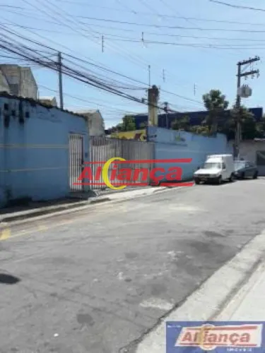 Casa para alugar 60 m² com 1 dormitório e 1 vaga de garagem - Jardim Diogo, R$ 1.200,00