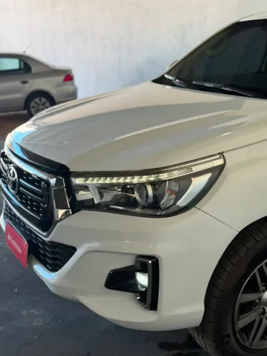 Toyota Hilux CD SRX 4X4 2.8 TDI 16V Diesel Aut. 2018
