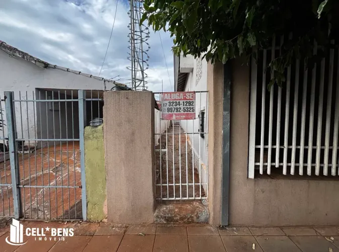 Edícula residencial na Rua Pedro Amaral