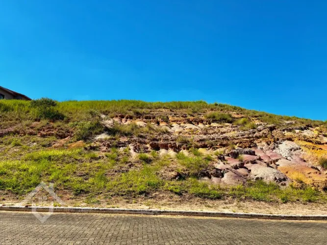 Terreno a venda no condomínio Terras de Santa Mariana em Caçapava - SP