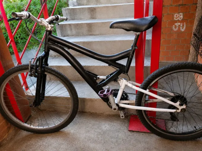 Bike aro 26+sacola de peças