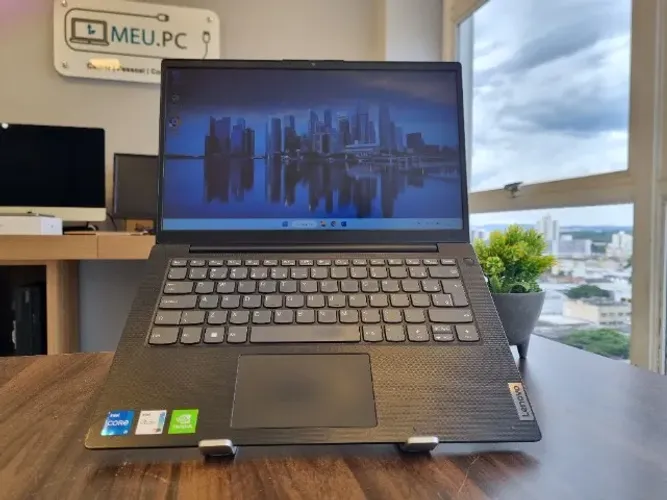 Notebook Lenovo V14 Gen 2 - Core i5 | 11GER - Nvidia MX350 | 240GB SSD | 16GB DDR4 | 14