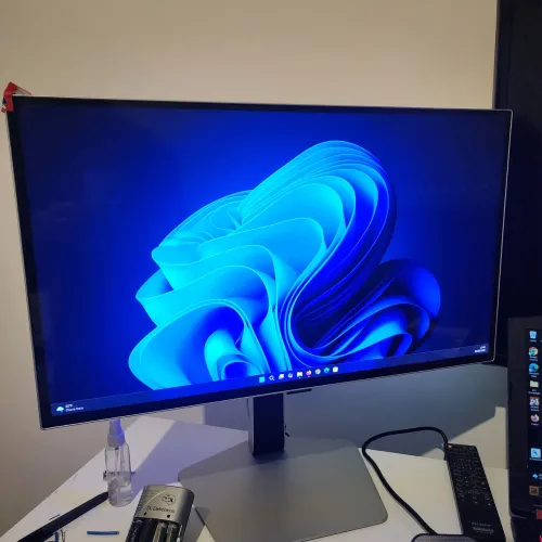 Monito samsung Odyssey g6 OLED 27' 360hz, novo com garantia de 1 ano.