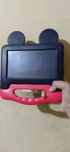 Vende se tablet infantil
