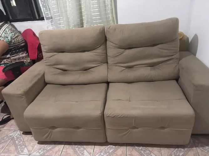 Sofá semi novo