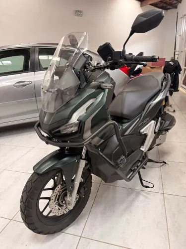 Honda ADV 2024 