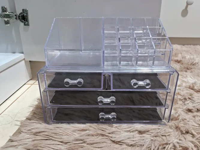 ORGANIZADOR DE ACRÍLICO PARA BIJUTERIAS E MAQUIAGEM 
