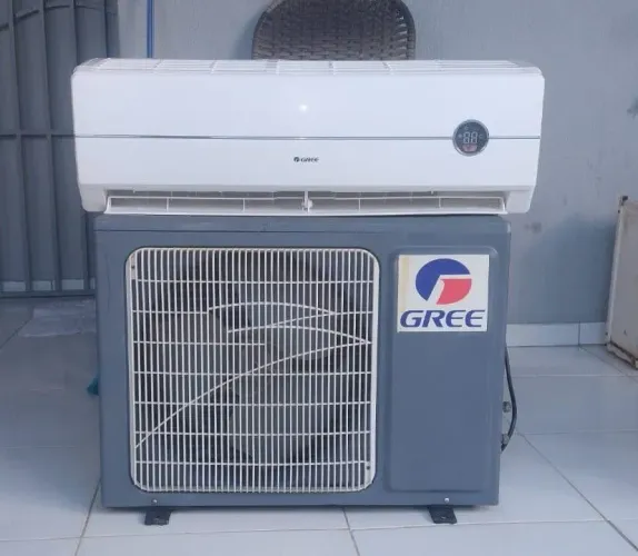 Vendo ar condicionado Gree 9 mil BTUs 