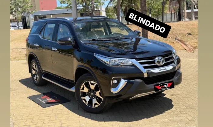 Toyota Hilux SW4 SRX Diamo. 4X4 2.8 TB DIE AUT 2020