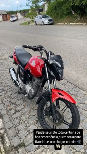 Vendo 160 start ,toda certinha e bem conservada.