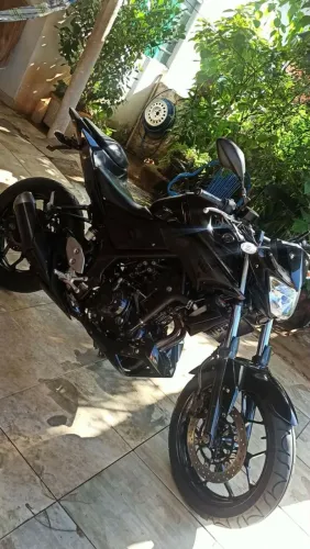 MT-03 preta 