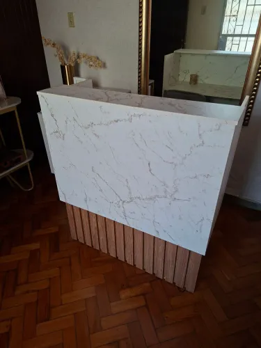 Balcão para Recepção Muito Novo