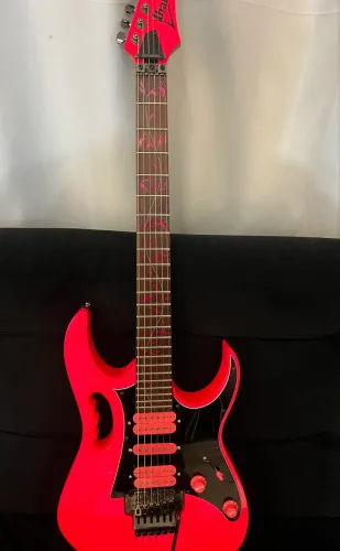 Guitarra Ibanez Jem Jr pink neon ed limitada
