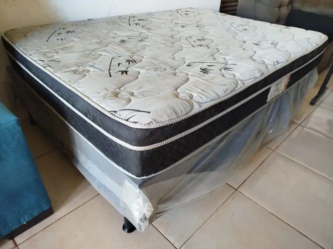 Cama box casal