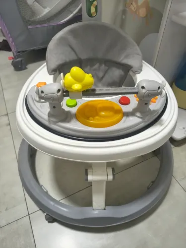 Andador Infantil Para Bebê Com Capota e Brinquedo Musical <br>