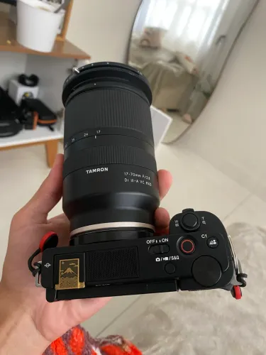 KIT ZVE10 + TAMRON 17-70 + ACESSORIOS