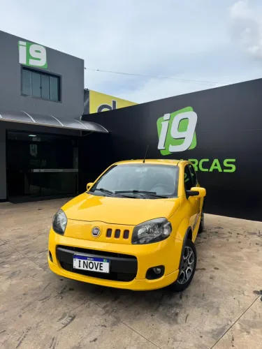 Fiat Uno Sporting 1.4 EVO Fire Flex 8V 4P 2013